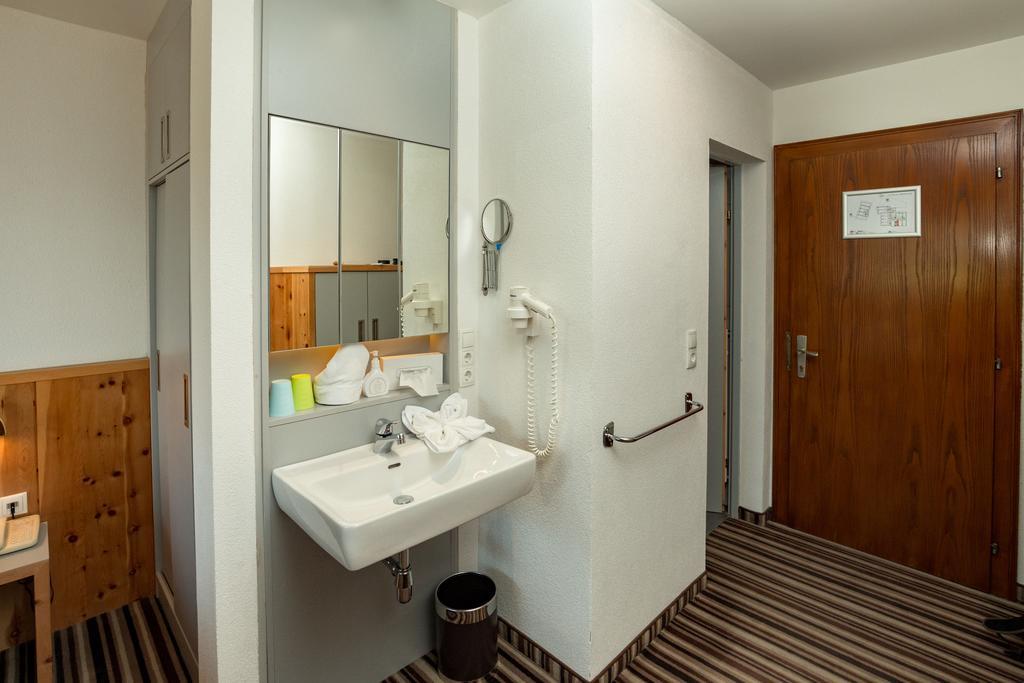 Hotel Alpina Nature-Wellness Wenns Dış mekan fotoğraf